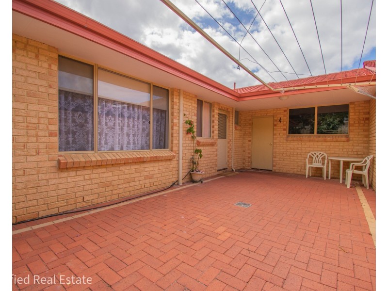 2/11 Norman Place, Spencer Park WA 6330