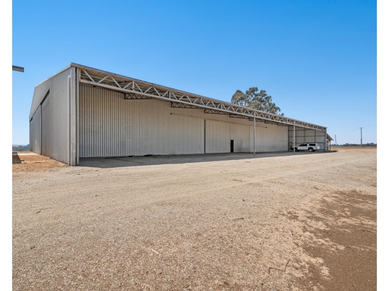 Shed B/35202 Albany Highway, Redmond WA 6327