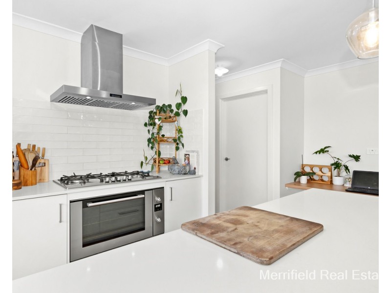 11 Frost Close, Willyung WA 6330