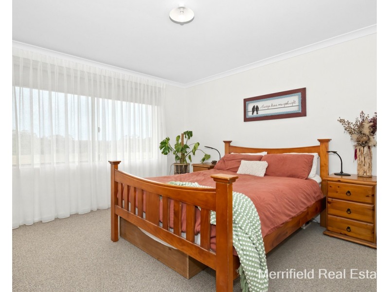 11 Frost Close, Willyung WA 6330