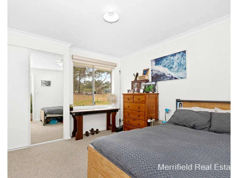 11 Frost Close, Willyung WA 6330