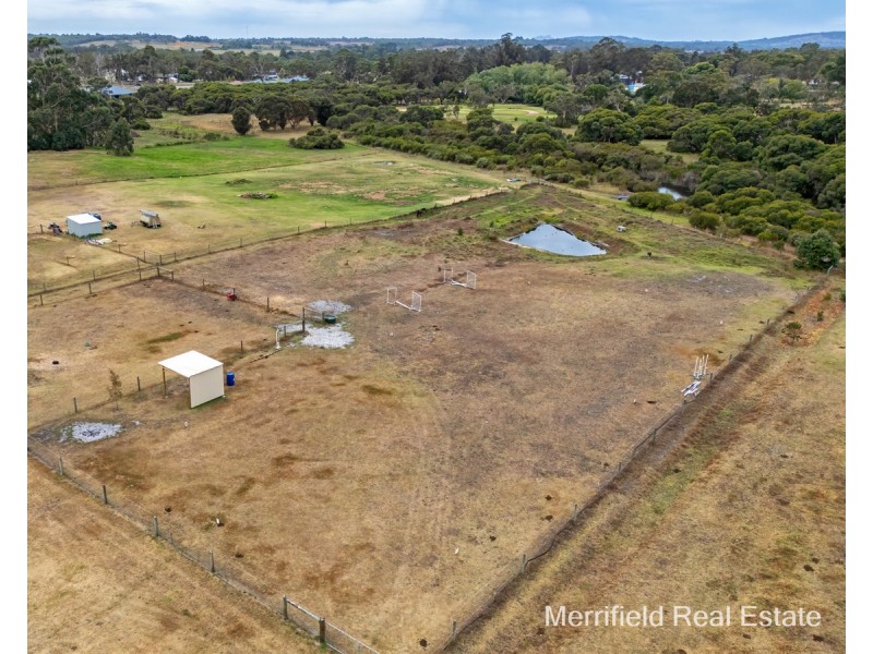 11 Frost Close, Willyung WA 6330