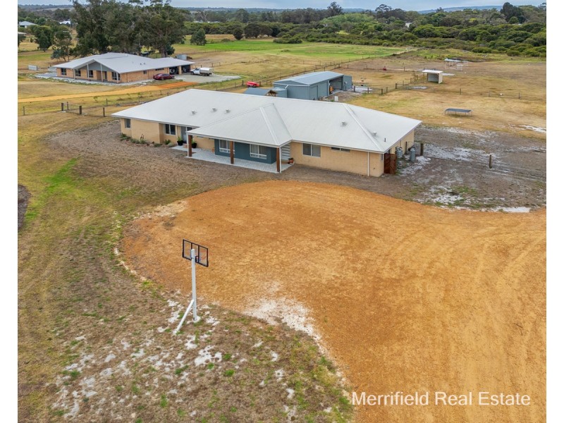 11 Frost Close, Willyung WA 6330