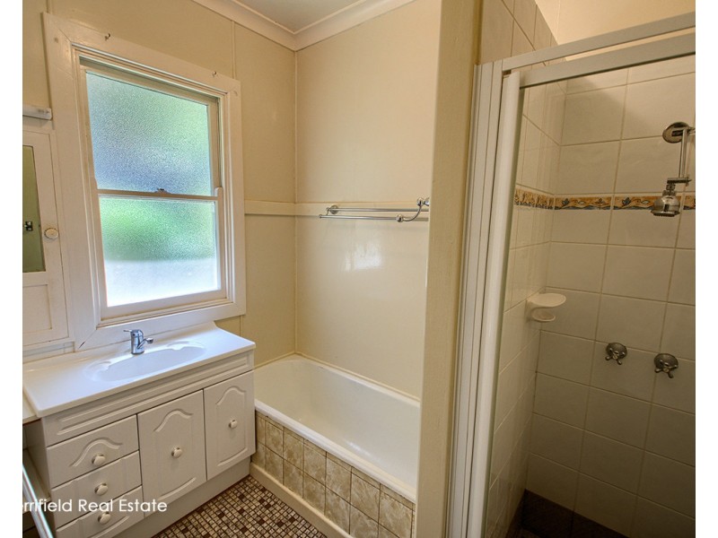 5 Wakefield Crescent, Mira Mar WA 6330