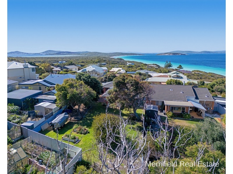 8 Karrakatta Road, Goode Beach WA 6330