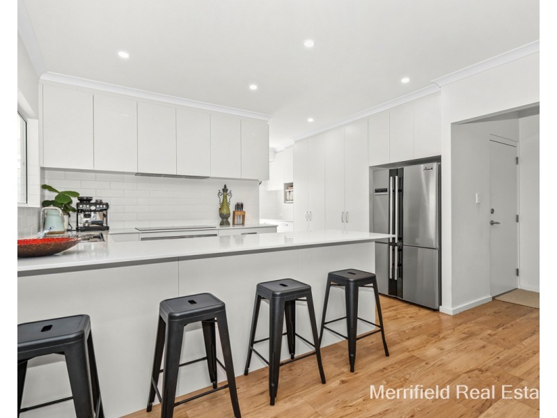 33 Golf Links Road, Middleton Beach WA 6330