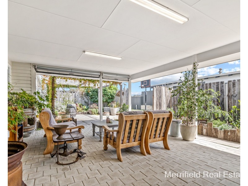 33 Golf Links Road, Middleton Beach WA 6330