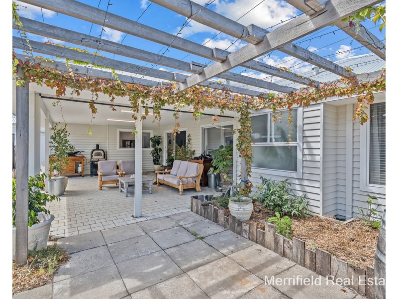 33 Golf Links Road, Middleton Beach WA 6330