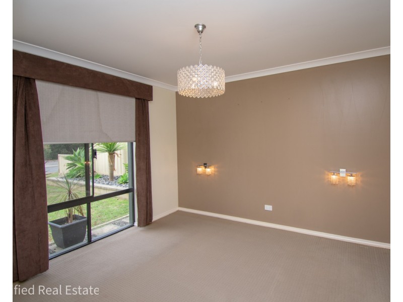 10 McNeal Loop, Mckail WA 6330