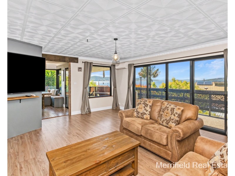 4 Wilson Street, Little Grove WA 6330