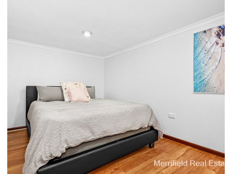 4 Wilson Street, Little Grove WA 6330