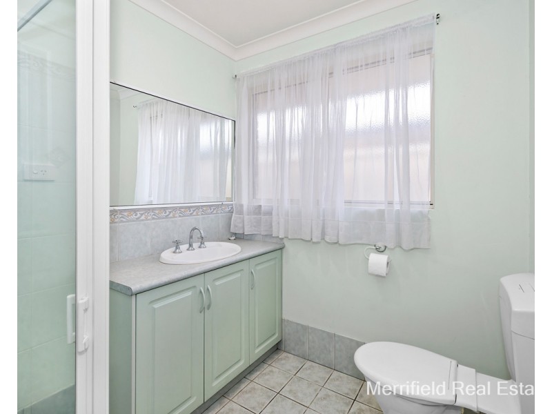 5 Deacon Crescent, Yakamia WA 6330