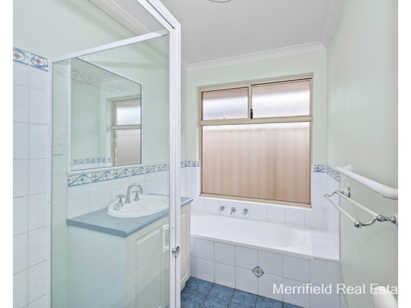 5 Deacon Crescent, Yakamia WA 6330