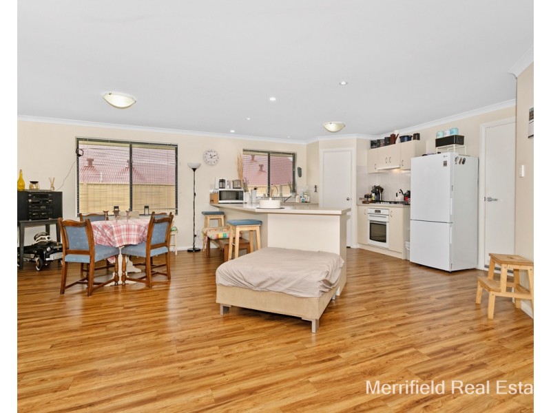 8 Notley Street, Yakamia WA 6330