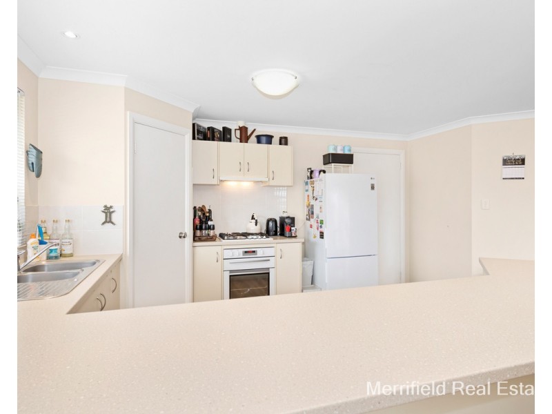 8 Notley Street, Yakamia WA 6330