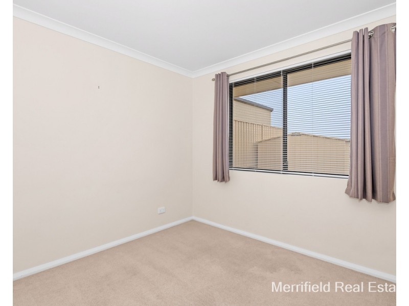 8 Notley Street, Yakamia WA 6330