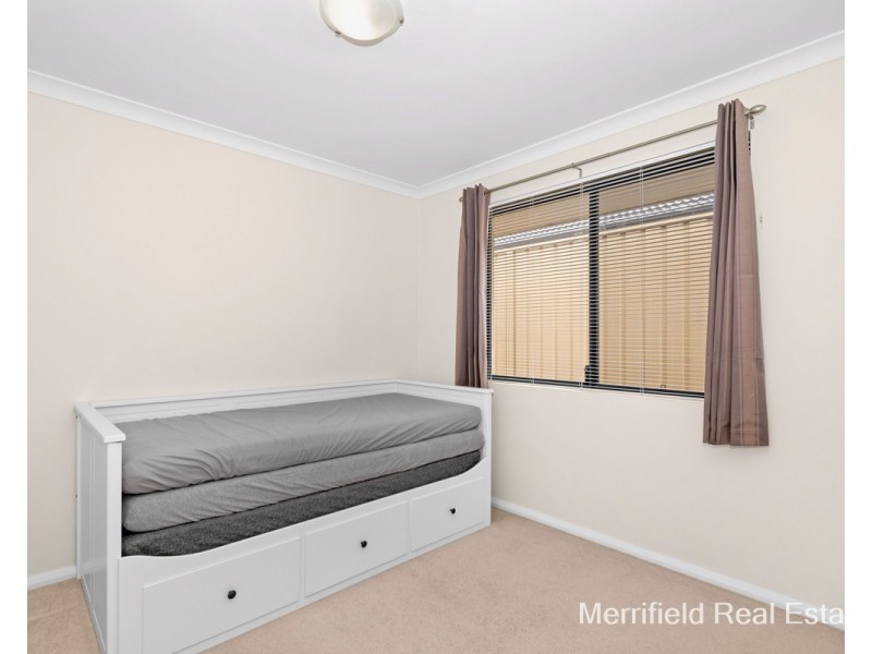 8 Notley Street, Yakamia WA 6330