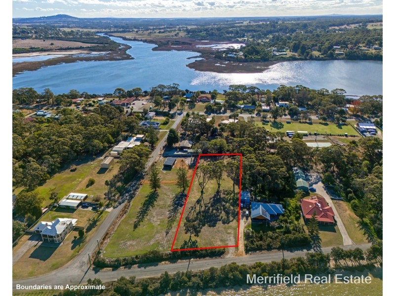 137 The Esplanade, Lower King WA 6330