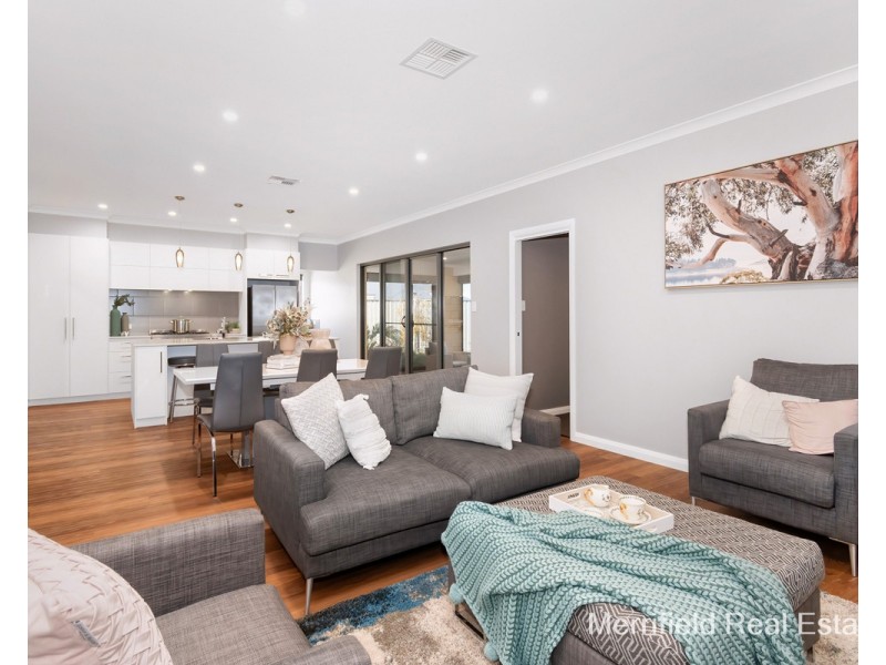 1 Barambah Circuit, Bayonet Head WA 6330