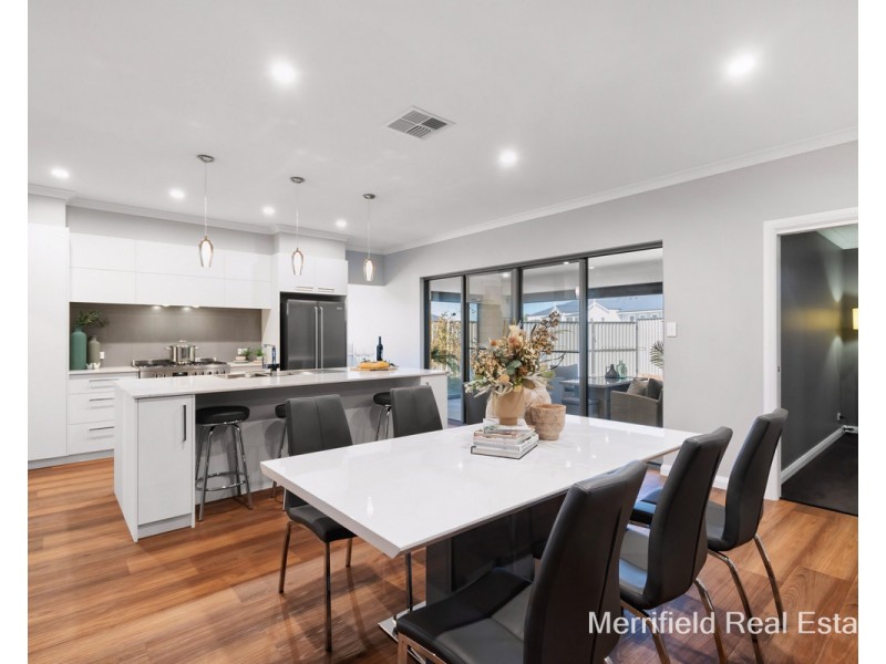 1 Barambah Circuit, Bayonet Head WA 6330