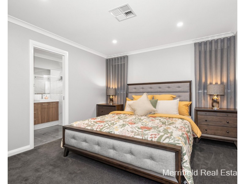 1 Barambah Circuit, Bayonet Head WA 6330