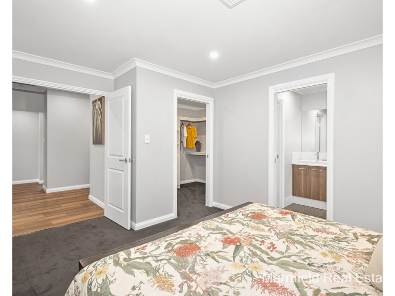 1 Barambah Circuit, Bayonet Head WA 6330