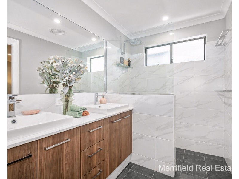 1 Barambah Circuit, Bayonet Head WA 6330