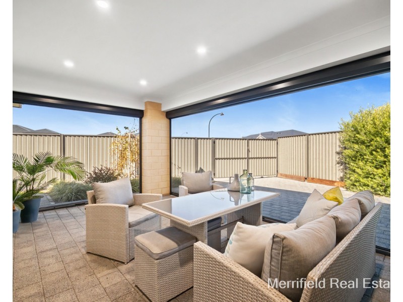 1 Barambah Circuit, Bayonet Head WA 6330