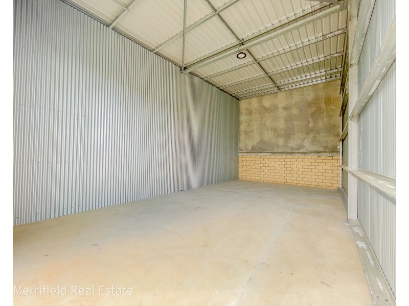 11/370a Albany Highway, Orana WA 6330