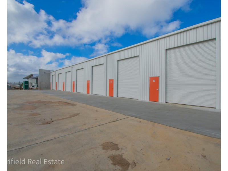 34/370a Albany Highway, Orana WA 6330