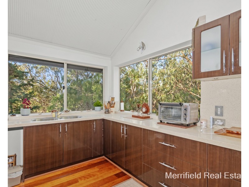 82 La Perouse Road, Goode Beach WA 6330