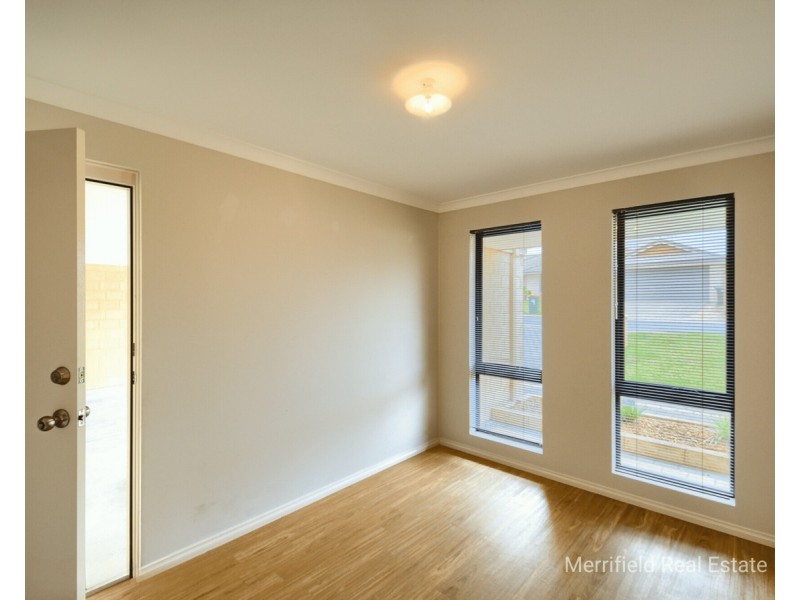 12 Grevillea Way, Yakamia WA 6330