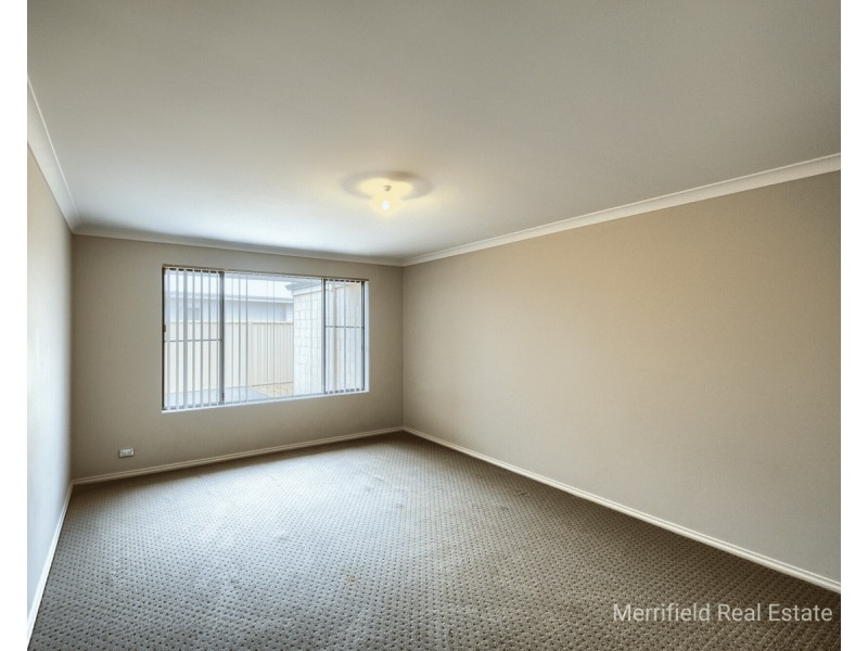 12 Grevillea Way, Yakamia WA 6330