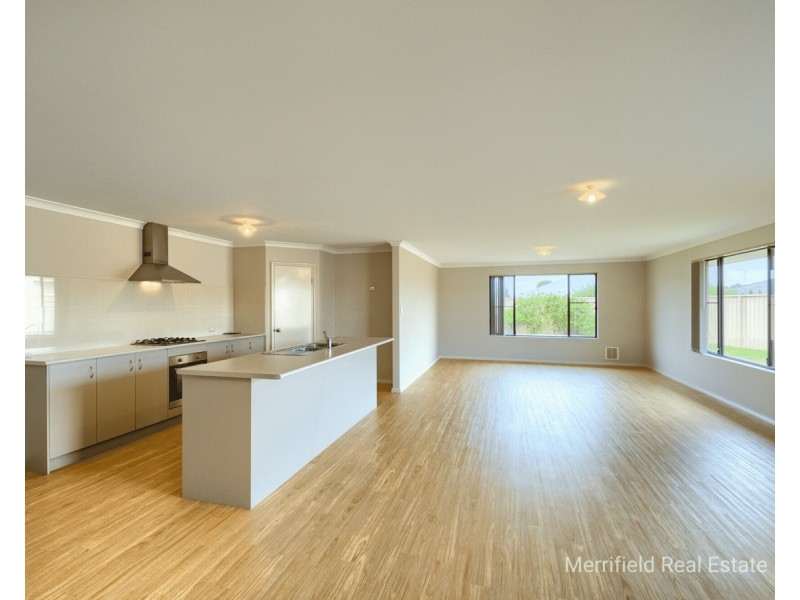 12 Grevillea Way, Yakamia WA 6330