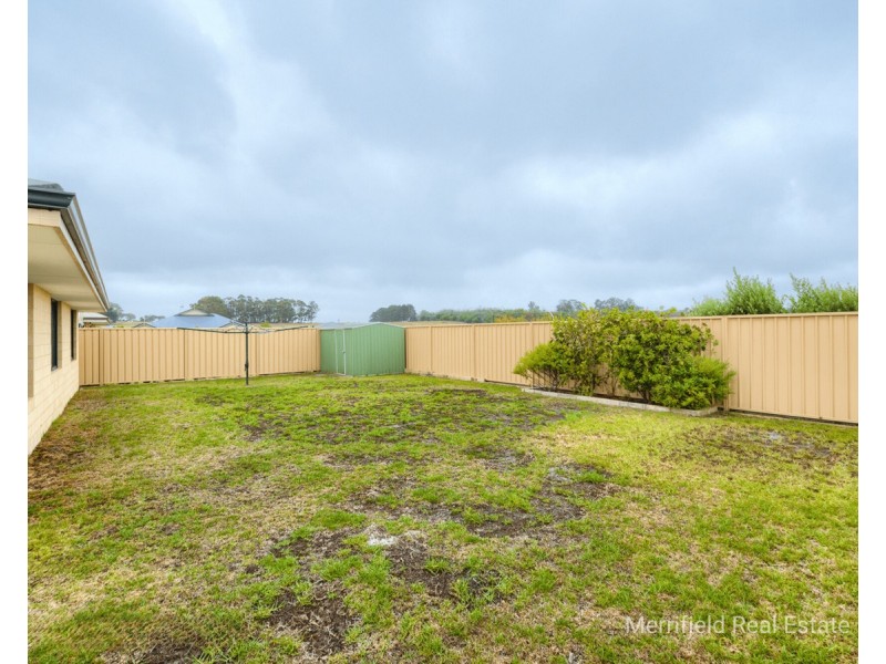 12 Grevillea Way, Yakamia WA 6330