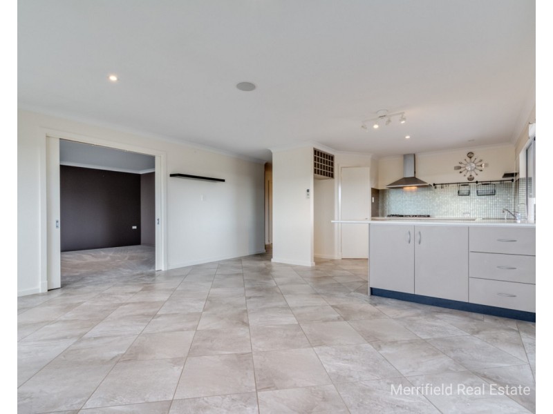 49 Premier Circle, Spencer Park WA 6330