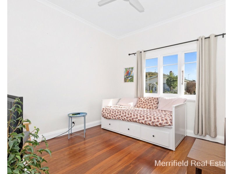 8 Alicia Street, Mount Melville WA 6330