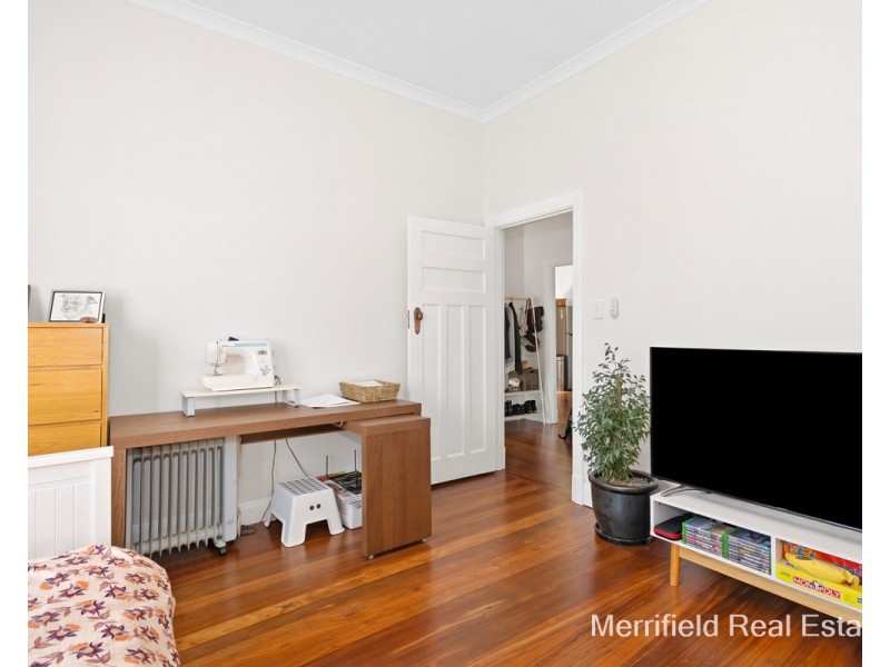 8 Alicia Street, Mount Melville WA 6330