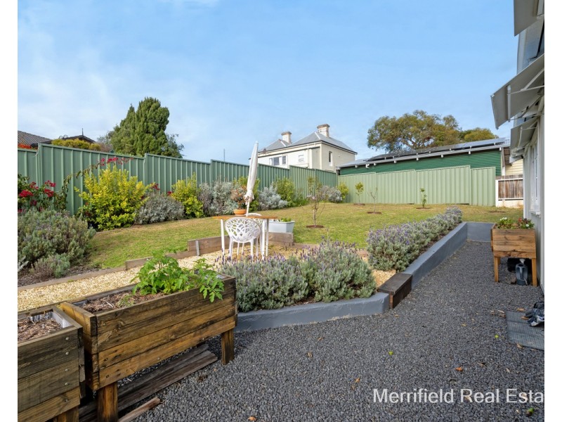 8 Alicia Street, Mount Melville WA 6330