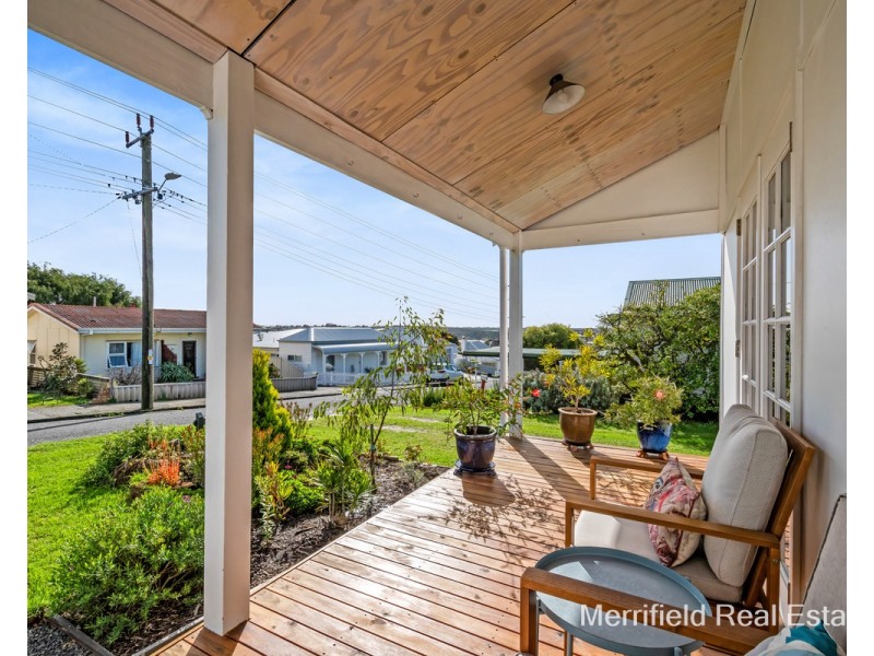 8 Alicia Street, Mount Melville WA 6330