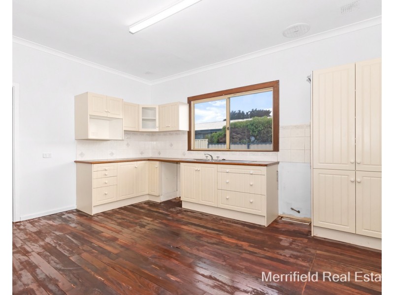 74 Leonora Street, Yakamia WA 6330