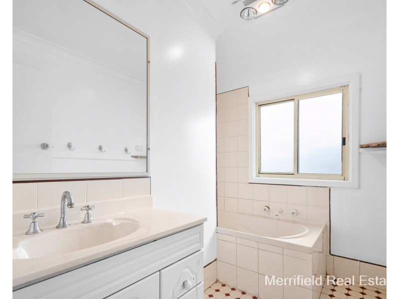 74 Leonora Street, Yakamia WA 6330