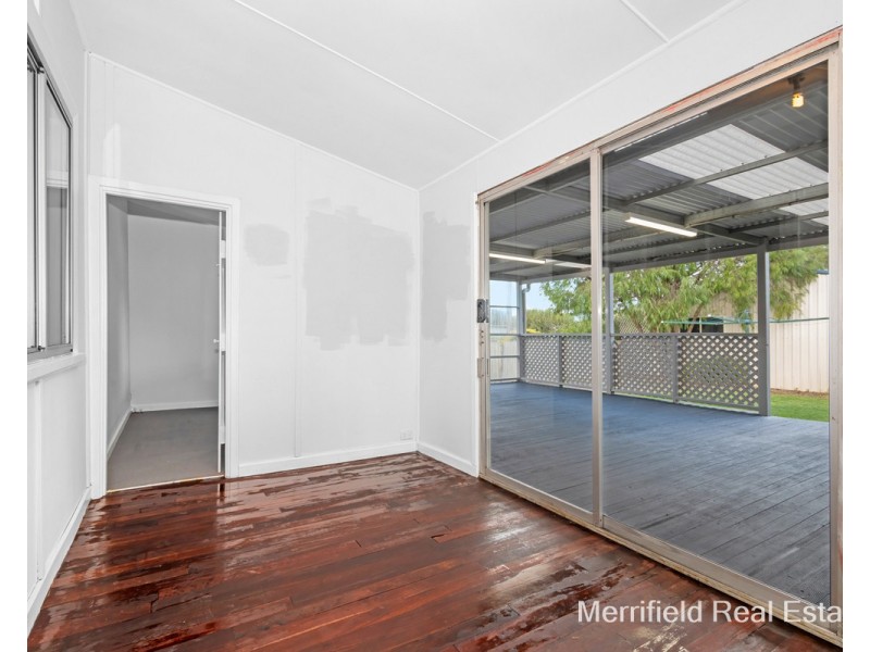 74 Leonora Street, Yakamia WA 6330