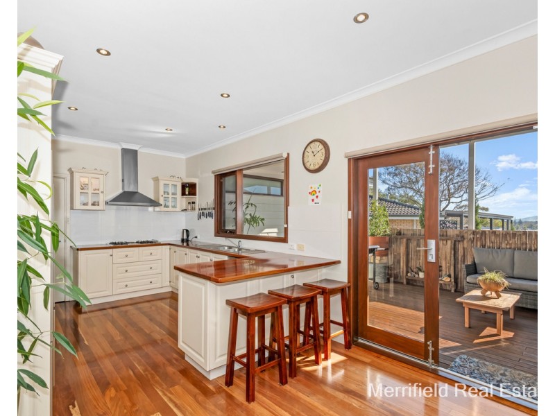 294 Serpentine Road, Mount Melville WA 6330