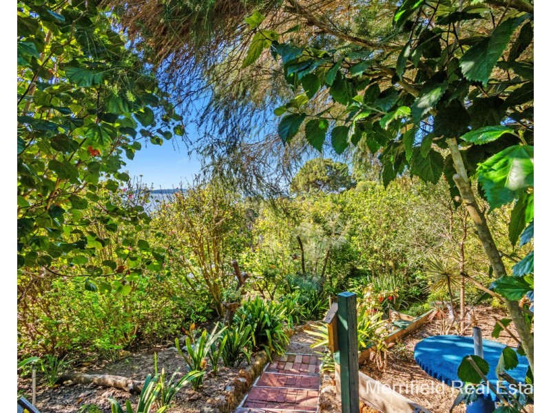 16 Austin Road, Goode Beach WA 6330