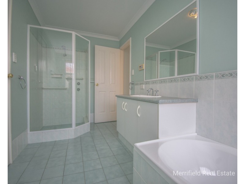 12 Vernon Lane, Mckail WA 6330