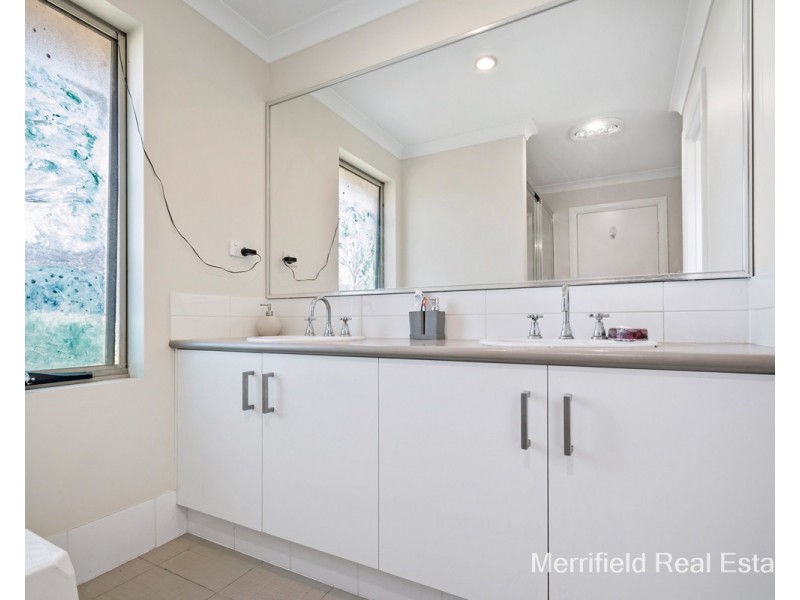 8 Rufus Street, Milpara WA 6330