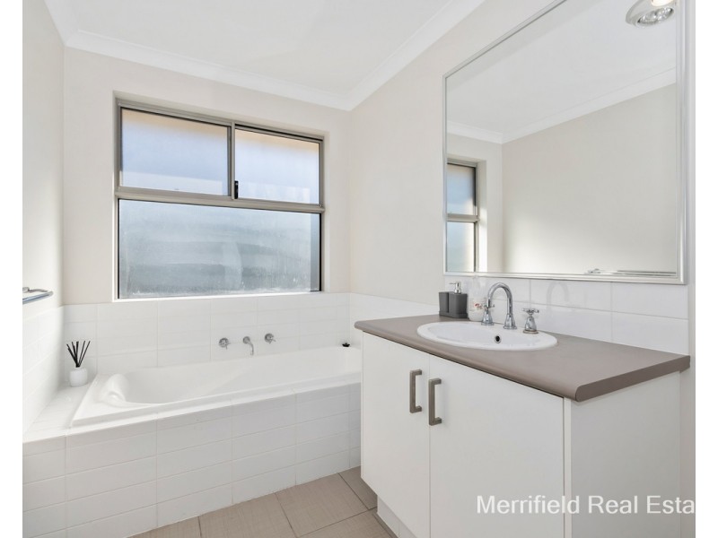 8 Rufus Street, Milpara WA 6330