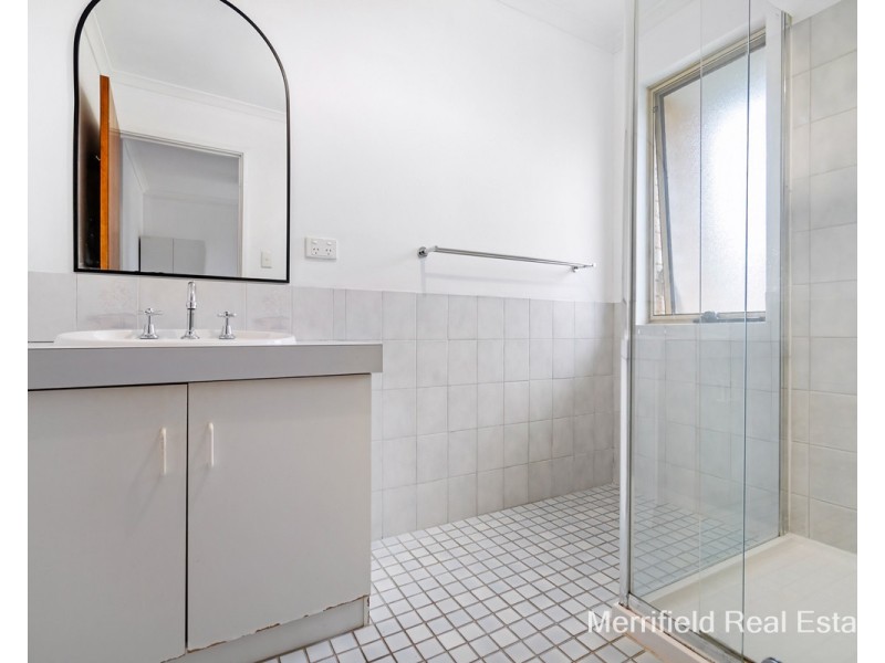 2 Cumberland Road, Lower King WA 6330