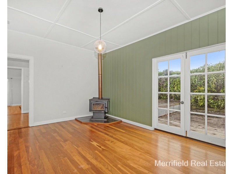 24 Edinburgh Road, Mckail WA 6330